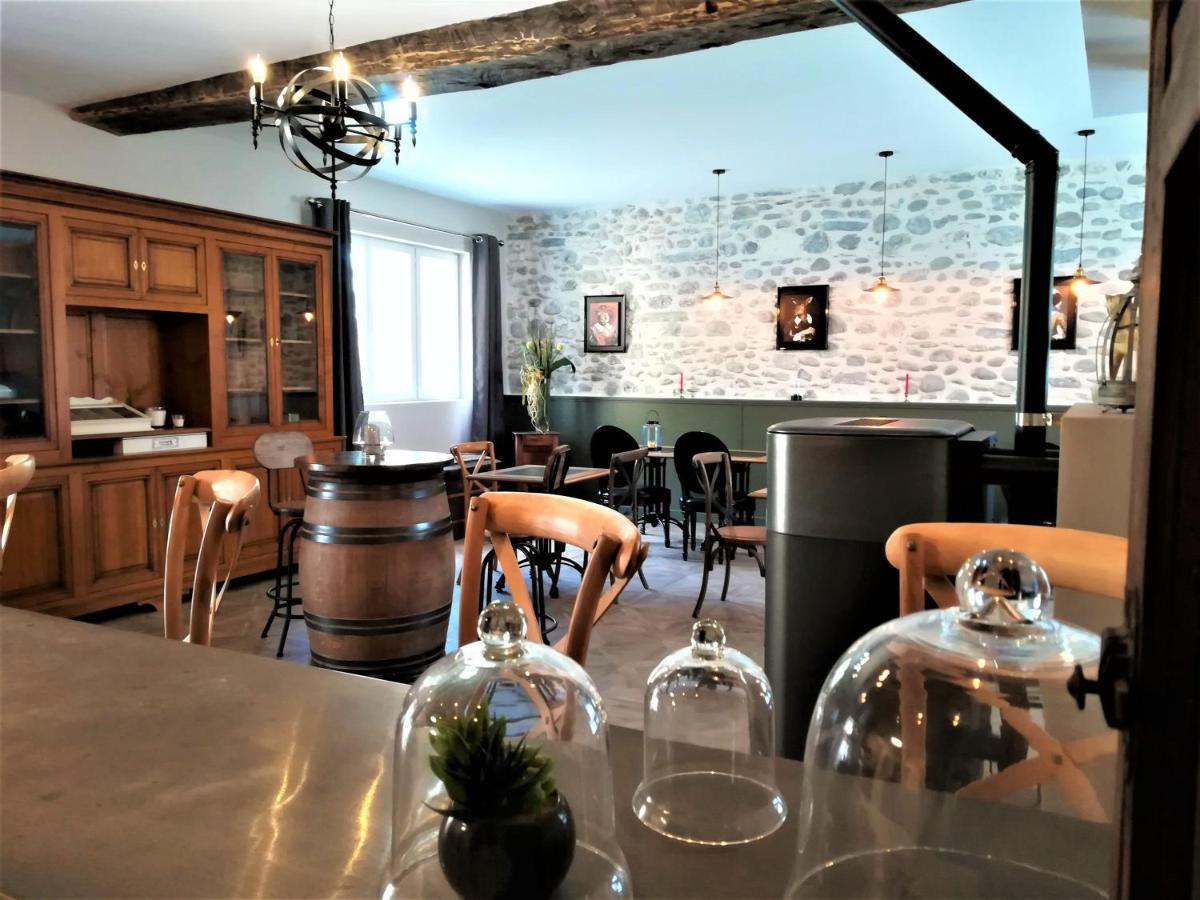Les Terres D'Aramis: Maison D'Hotes A Aramits Luaran gambar