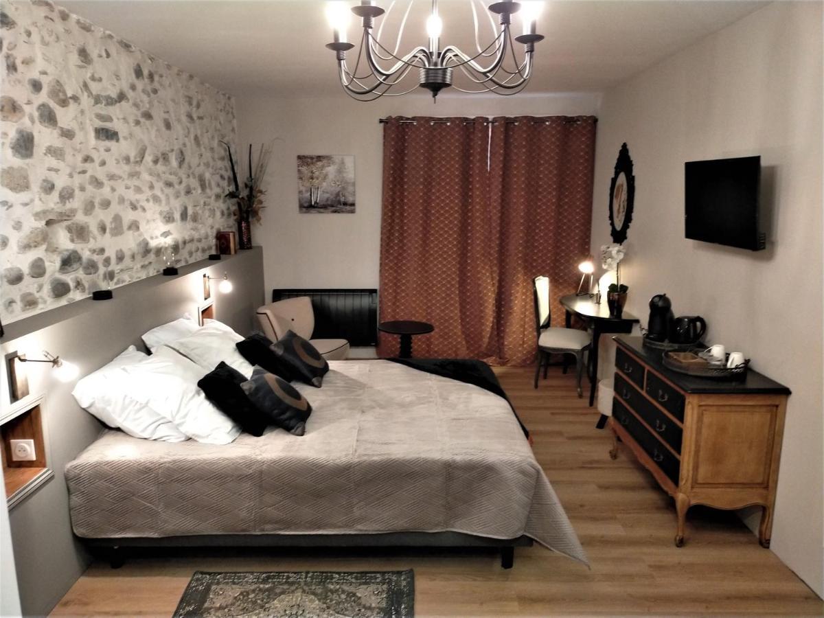 Les Terres D'Aramis: Maison D'Hotes A Aramits Luaran gambar