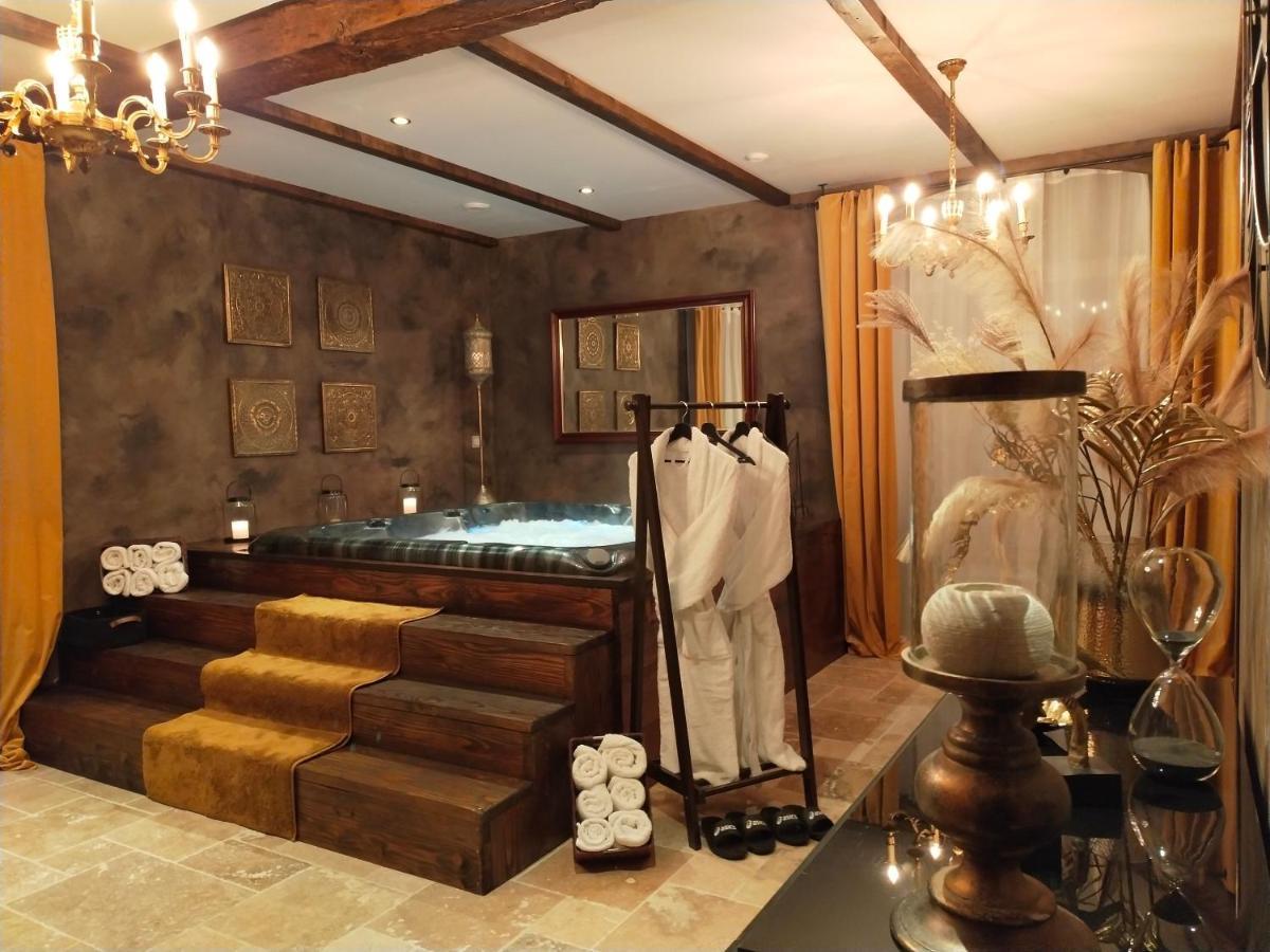 Les Terres D'Aramis: Maison D'Hotes A Aramits Luaran gambar